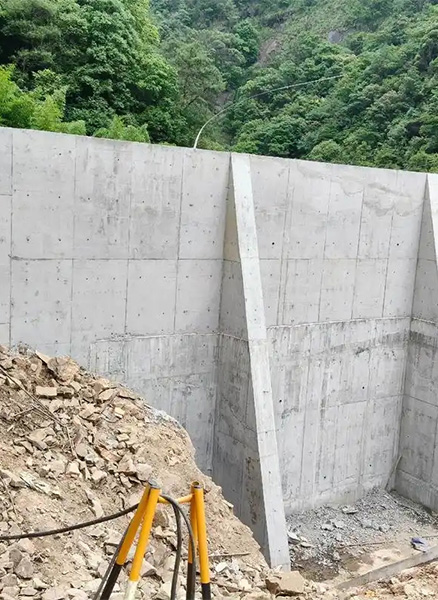 临汾大宁县重力式挡土墙